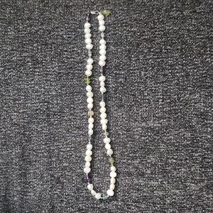 Pearl Necklace With Crystal Beads